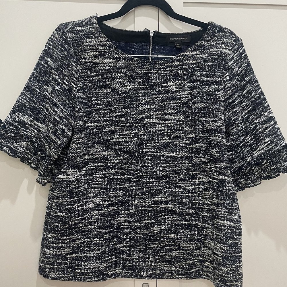 Banana Republic Women's Stretch Boucle Top with Ruffle Sleeves XL